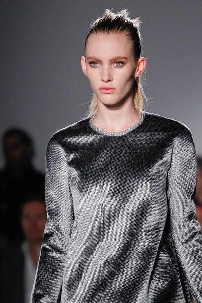 Look 46